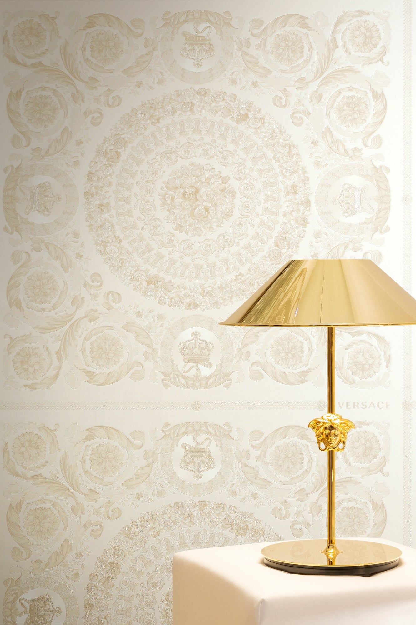 Versace 6-Vliestapete Vinyltapete Beige Versace-logo