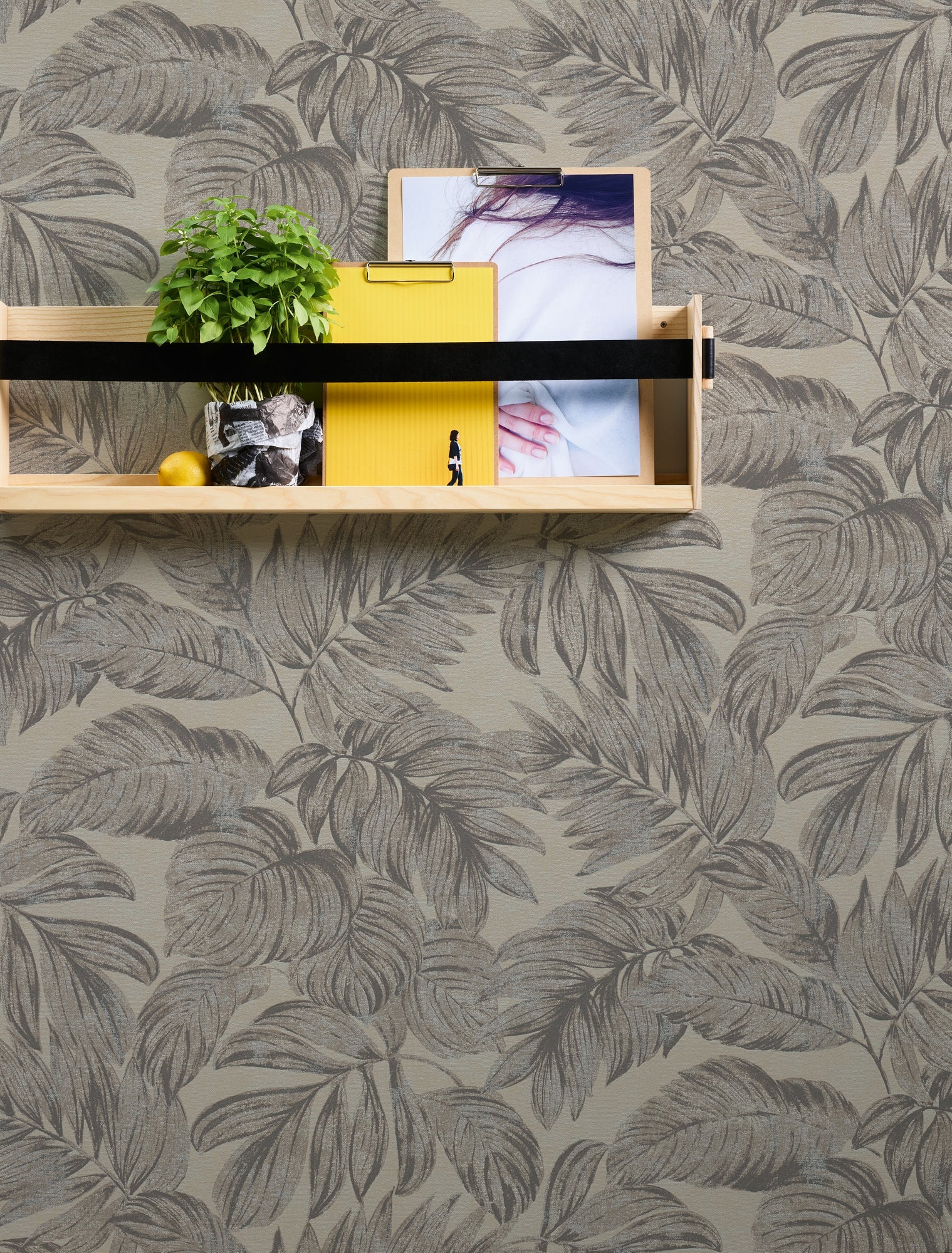 Hochwertige Vliestapete Braun Floral