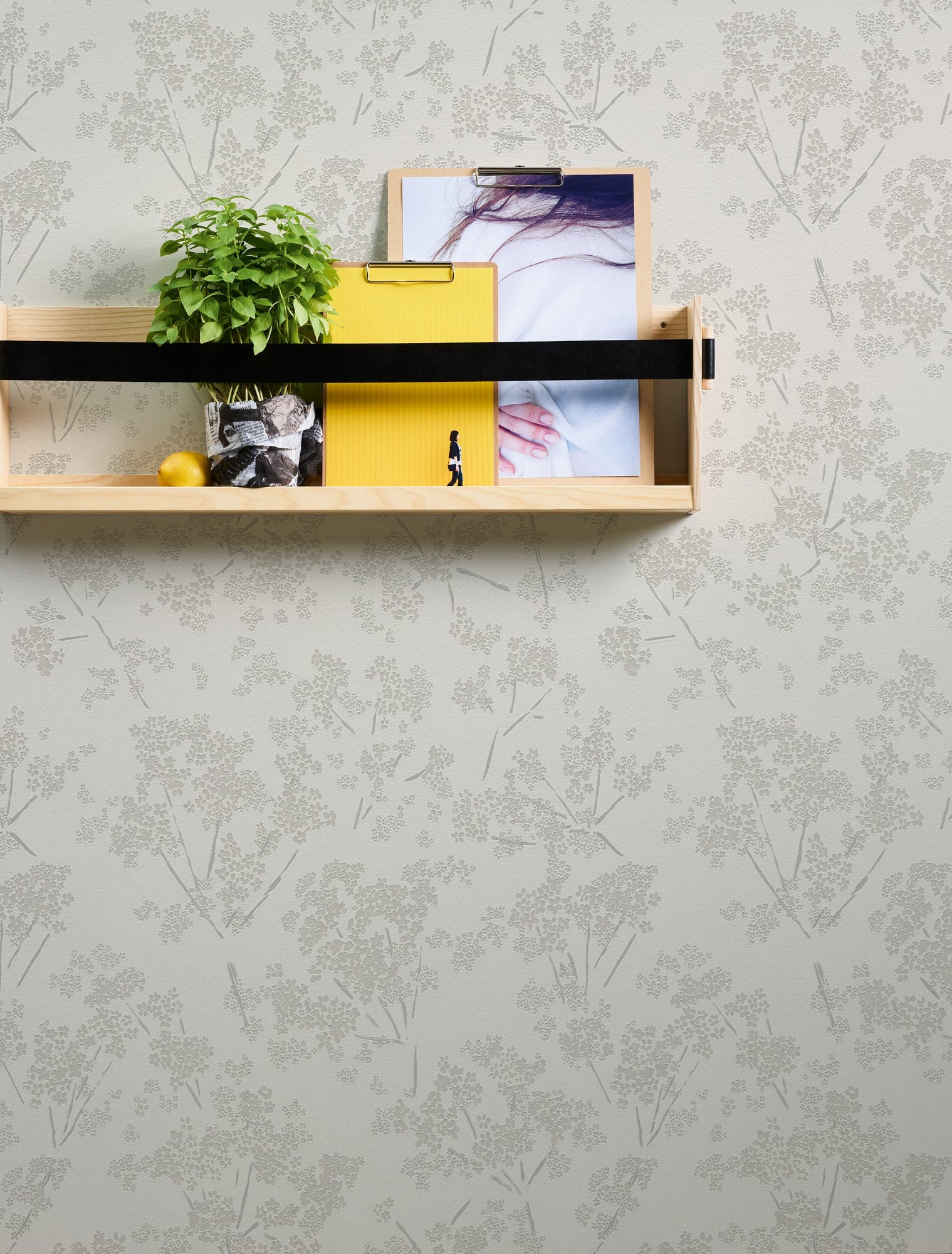 Hochwertige Vliestapete Weis Blumenmuster