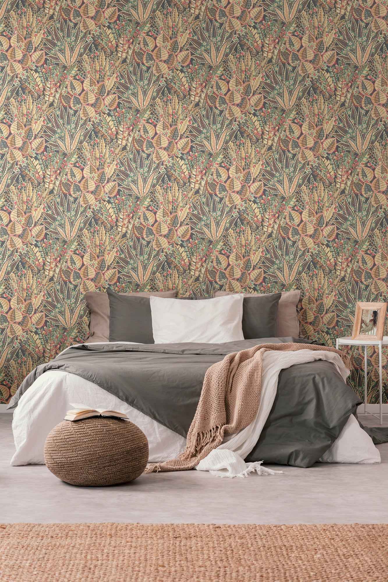 Hochwertige Vliestapete Braun Floral