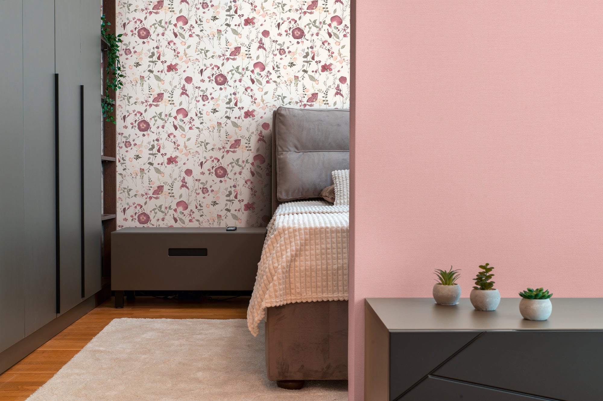 Hochwertige Vliestapete Weis Floral