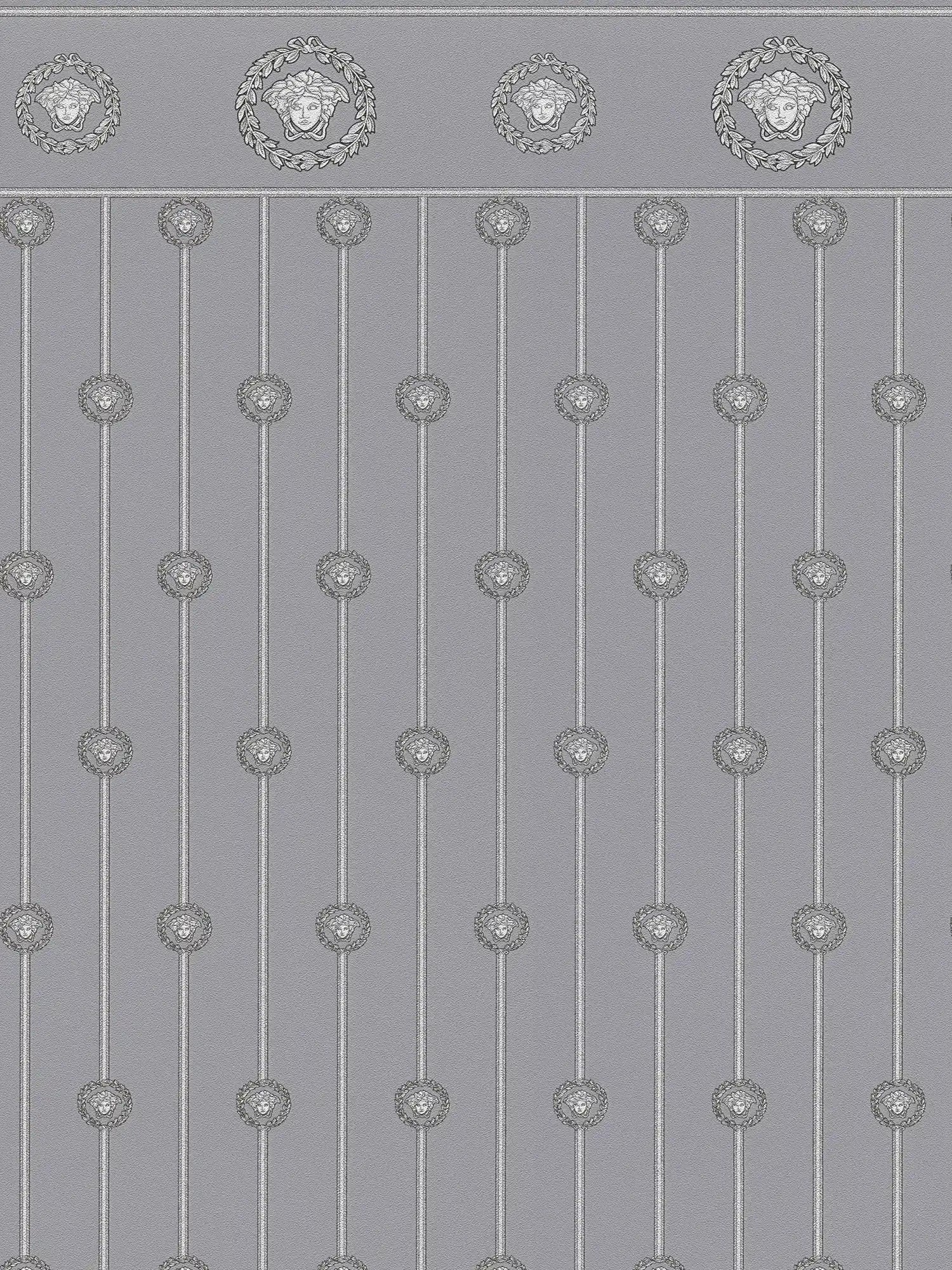 Papel pintado no tejido VERSACE con motivo de Medusa y detalles ornamentales ligeramente brillante ligeramente texturizado - gris, plata, Metálico