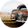 Fotomural Photo wallpaper round old rusty car - DD Motive 2