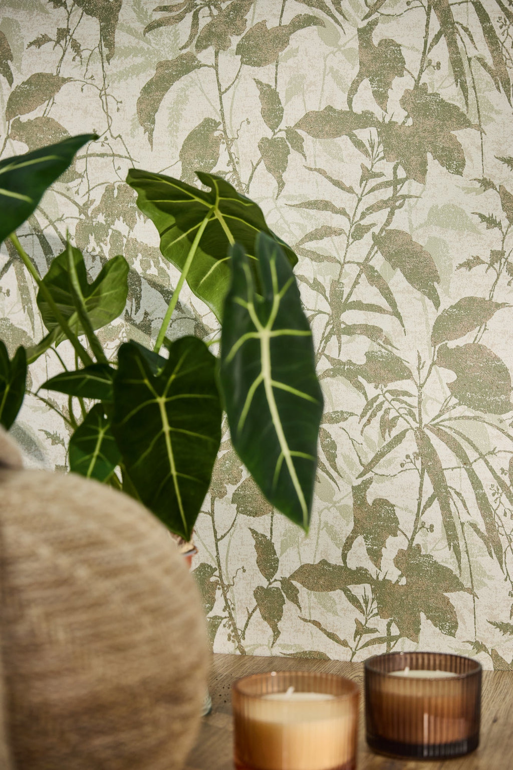 Hochwertige Vliestapete Creme Floral