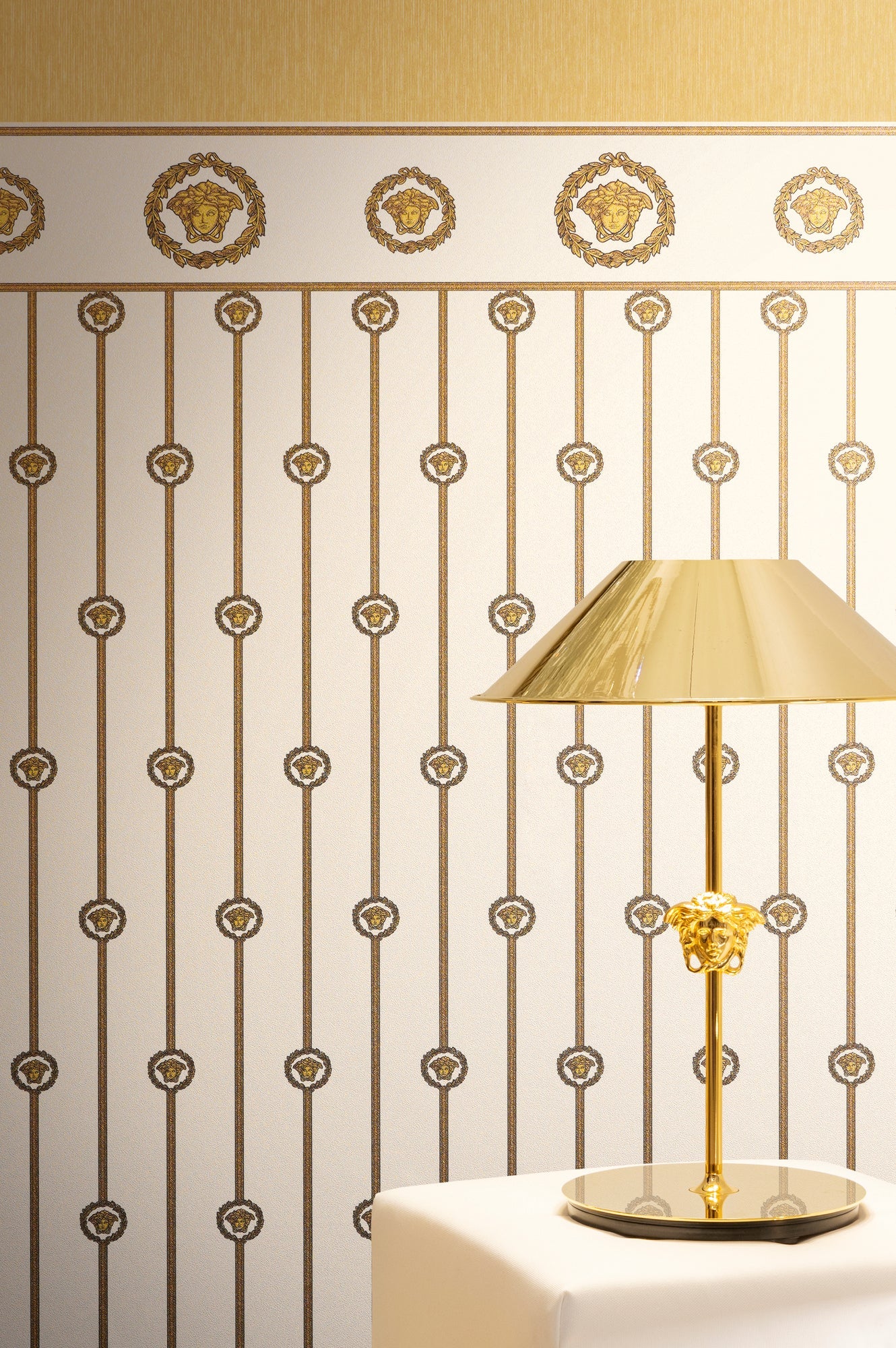 Versace 6-Vliestapete Vinyltapete Weis Medusakopf