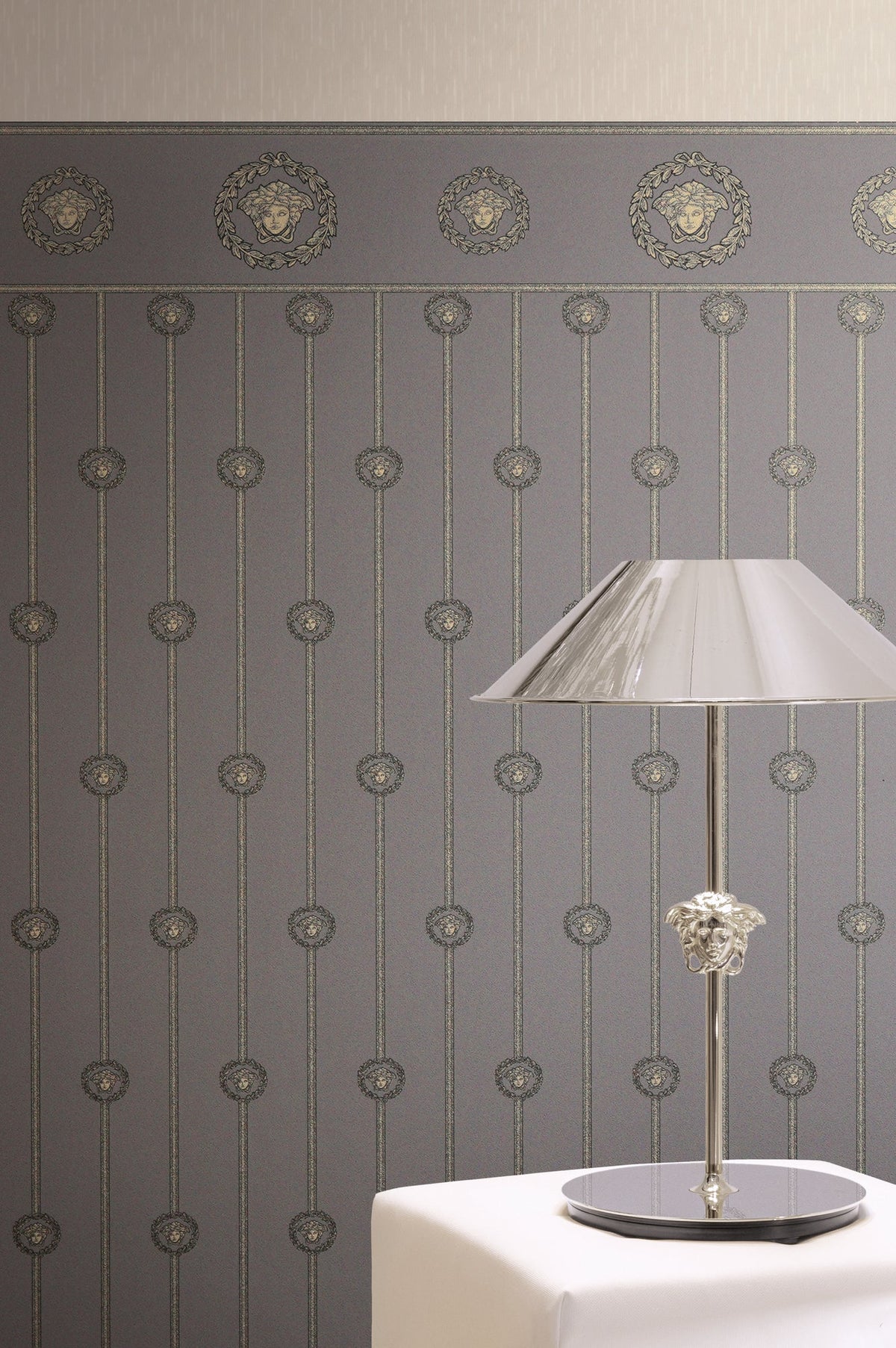 Papel pintado vinílico Versace 6 gris cabeza de Medusa emblemática - Matex - Imagen 1