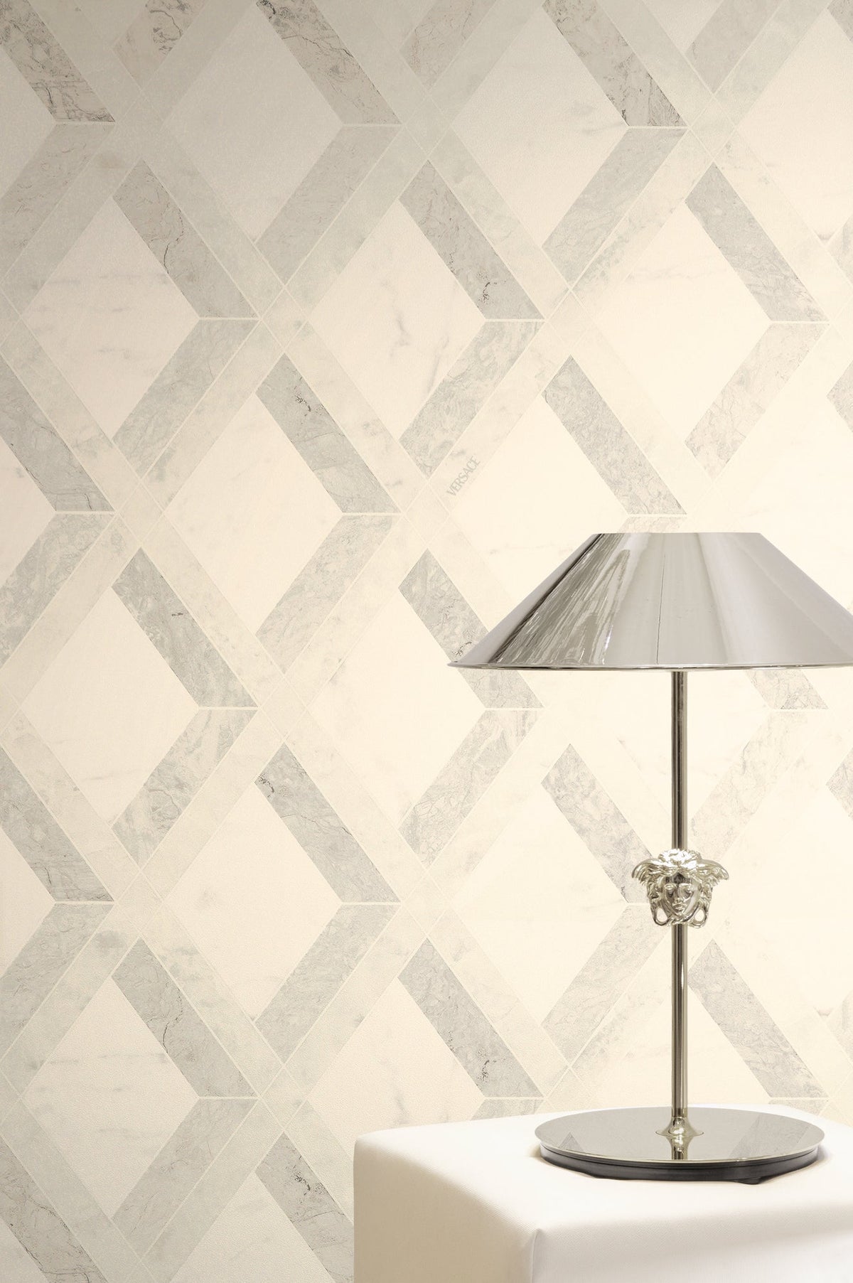 Papel pintado vinílico Versace 6 gris rombos y romboides - Matex - Imagen 1