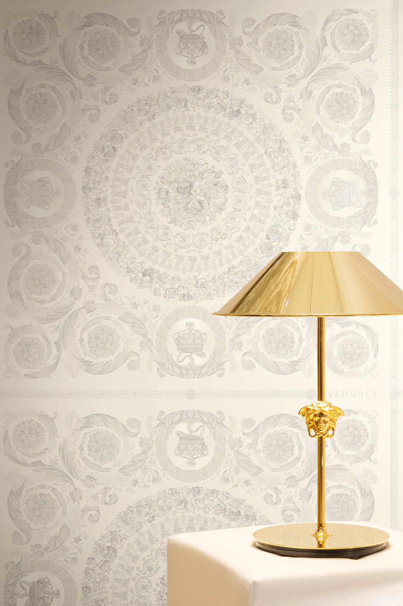 Versace 6-Vliestapete Vinyltapete Weis Versace-logo