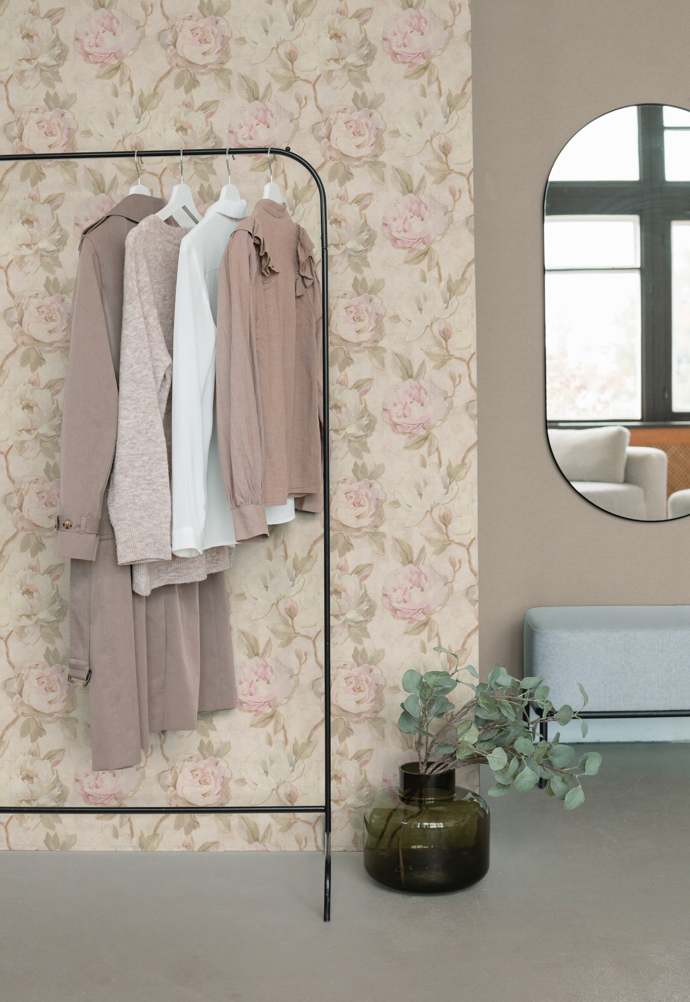 Hochwertige Vliestapete Creme Floral