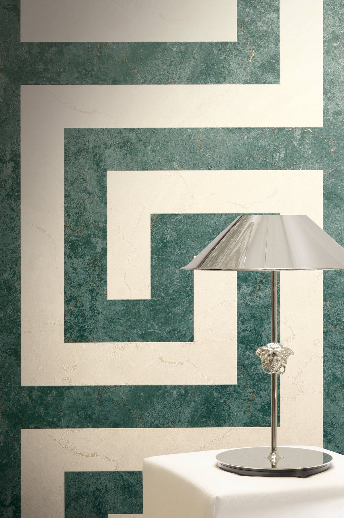 Papel pintado vinílico Versace 6 verde grecas griegas estilo meandro - Matex - Imagen 5