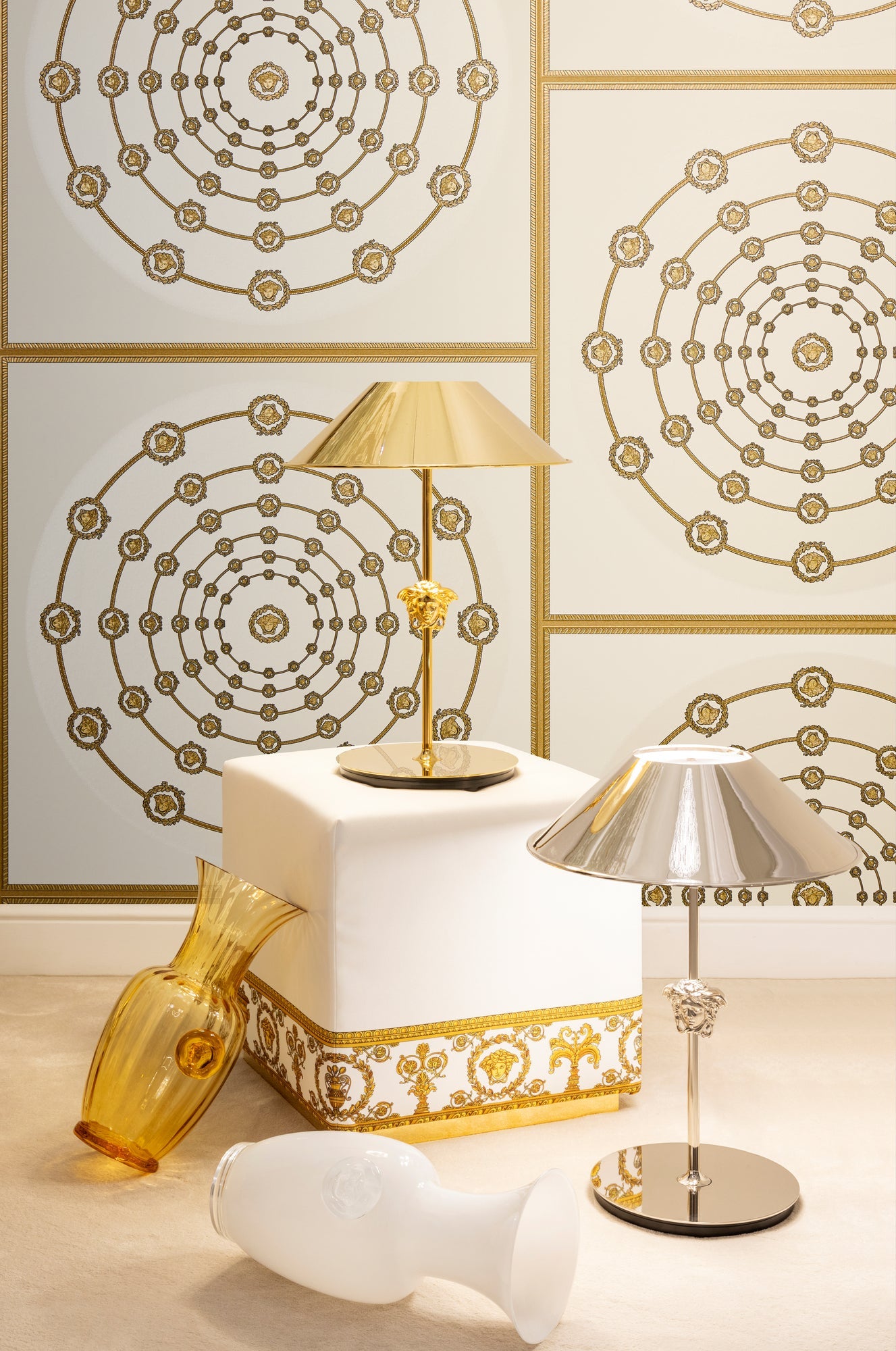 Versace 6-Vliestapete Vinyltapete Weis Medusakopf