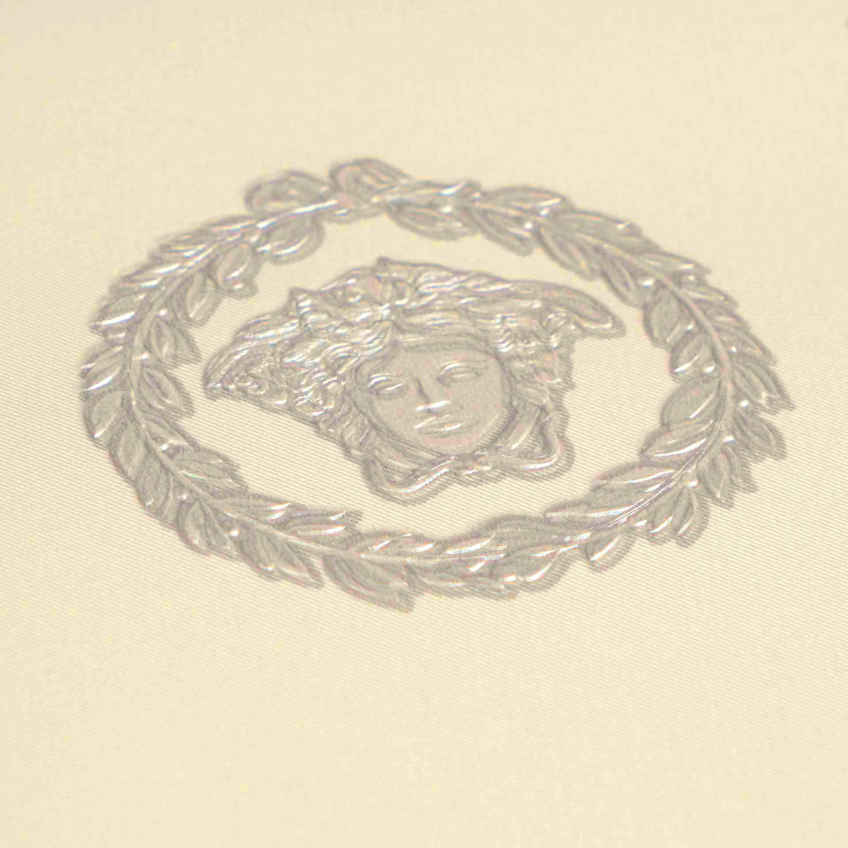 Papel pintado vinílico Versace 6 gris cabeza de Medusa emblemática - Matex - Imagen 4