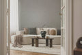Vliestapete grau, beige pflanzen