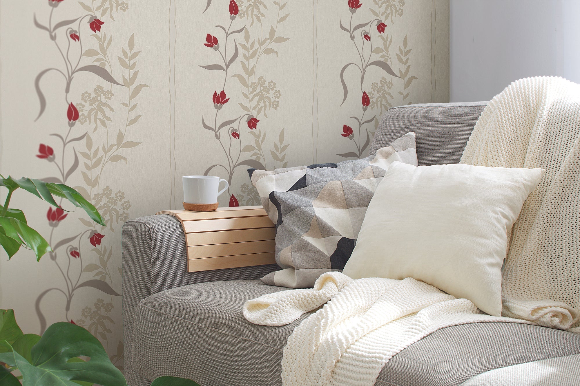 Hochwertige Vliestapete Creme Floral