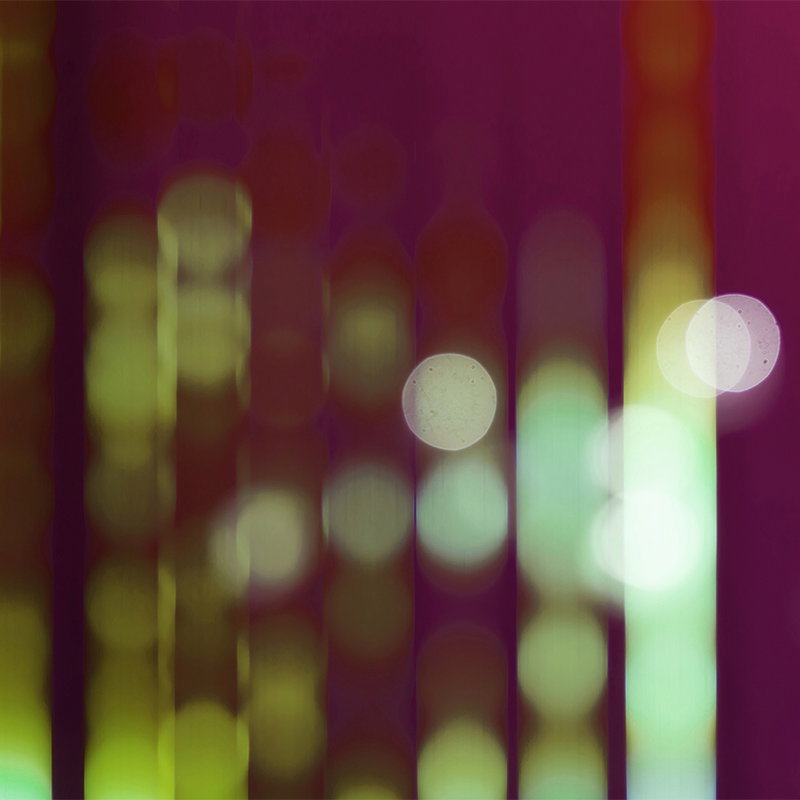 Fotomural Walls by Patel - Big City Lights 1 - Retro photo wallpaper with light reflections - Green, Red
