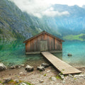 Fotomural Photo wallpaper mountain hut & lake with wooden footbridge & summit panorama - AP Digital 3