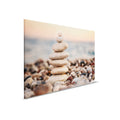 Lienzo con torre de piedra junto al mar | gris, azul, naranja